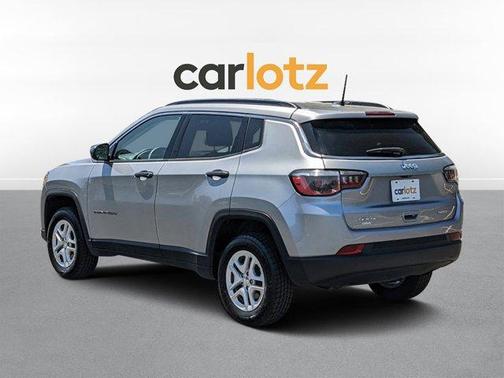 Photo 5 of 32 of 2019 Jeep Compass Sport