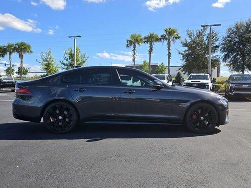 2024 Jaguar XF R-Dynamic SE