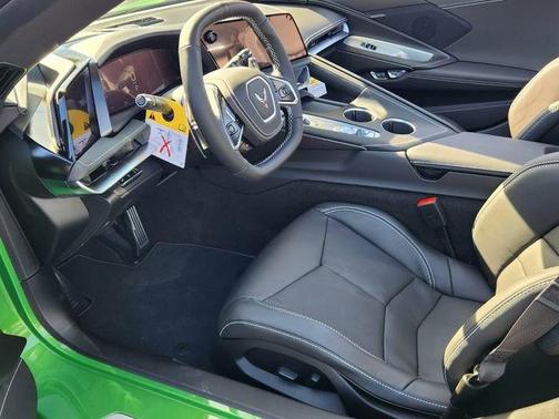 2026 Chevrolet Corvette Stingray w/1LT