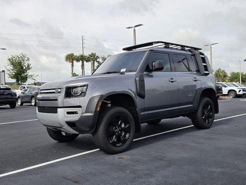Eiger Grey 2021 Land Rover Defender 110 SE