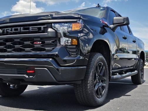 2025 Chevrolet Silverado 1500 Custom Trail Boss