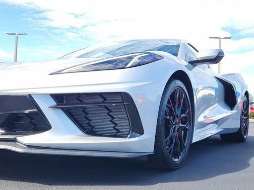 2026 Chevrolet Corvette Stingray w/1LT