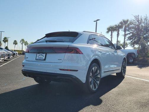 2025 Audi Q8 55 Premium
