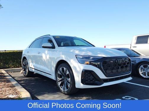 2025 Audi Q8 55 Premium