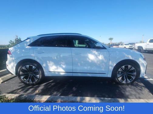 2025 Audi Q8 55 Premium