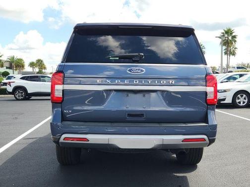 2022 Ford Expedition XLT