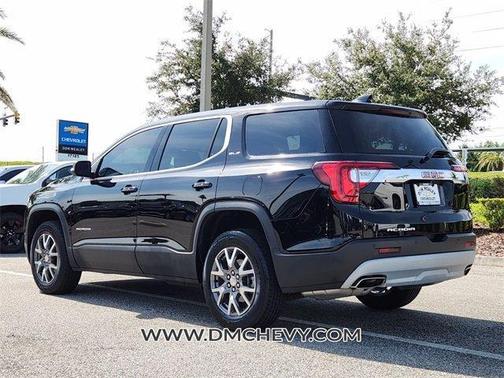 2023 GMC Acadia SLE