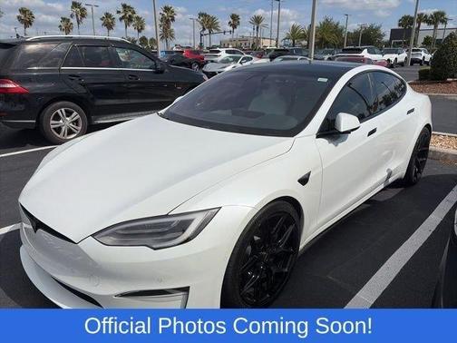 White 2022 Tesla Model S Plaid