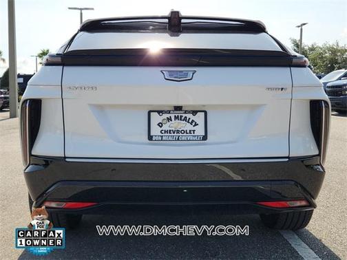 2024 Cadillac LYRIQ Tech