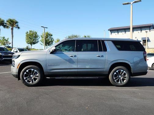 2026 Chevrolet Suburban LS