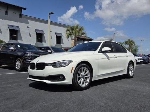Alpine White 2017 BMW 320 i xDrive