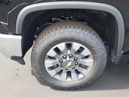 2025 Chevrolet Silverado 3500 LT