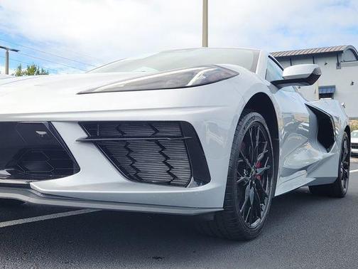 2026 Chevrolet Corvette Stingray w/2LT