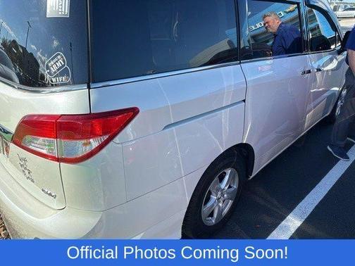 2016 Nissan Quest SV