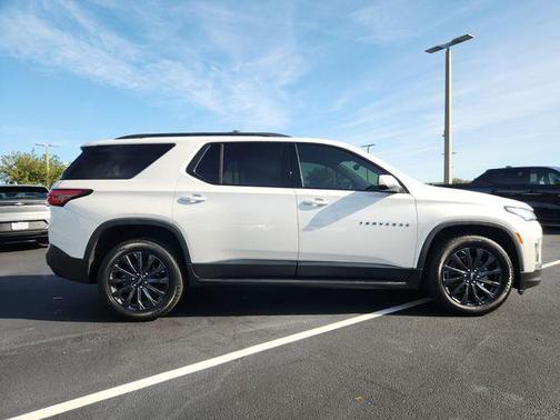 2022 Chevrolet Traverse RS
