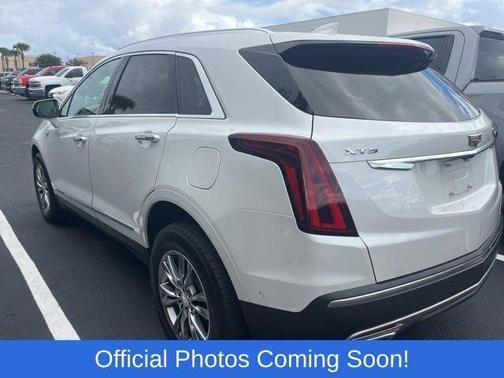 2022 Cadillac XT5 Premium Luxury