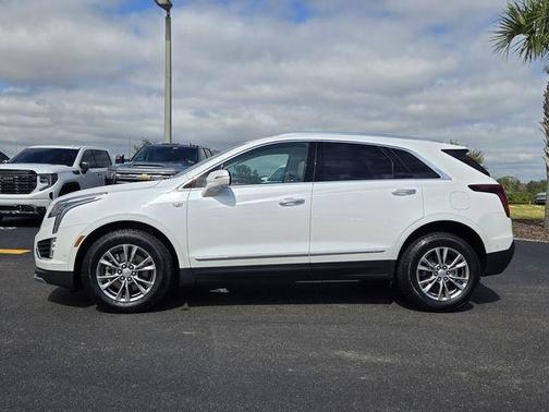 2022 Cadillac XT5 Premium Luxury