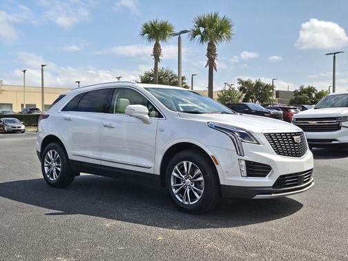 2022 Cadillac XT5 Premium Luxury