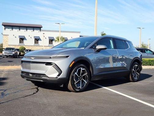 2026 Chevrolet Equinox EV LT 2