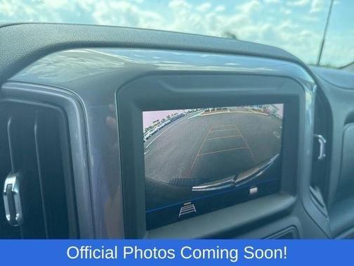 Mosaic Black Metallic 2022 Chevrolet Silverado 2500 Custom