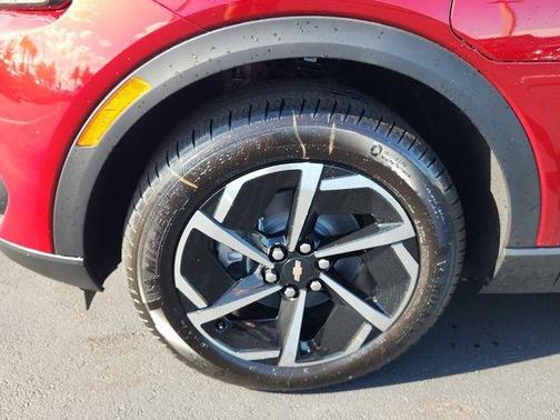 2026 Chevrolet Equinox EV LT 2