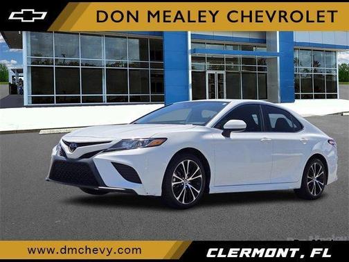 2020 Toyota Camry SE