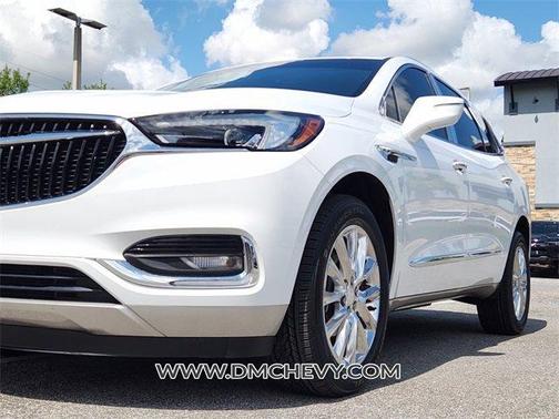 2020 Buick Enclave Essence