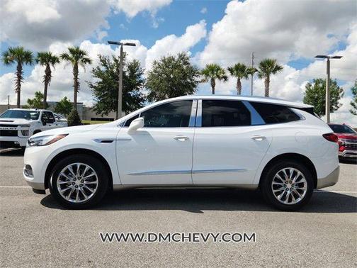 2020 Buick Enclave Essence