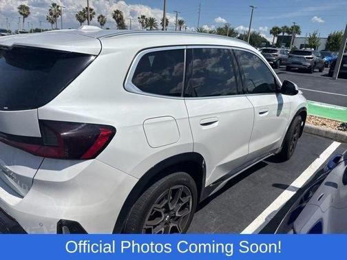White Metallic 2023 BMW X1 xDrive28i