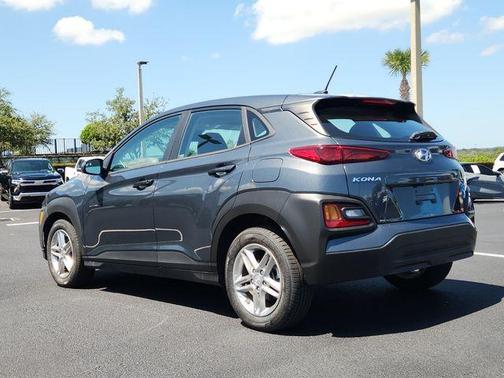 2021 Hyundai KONA SE