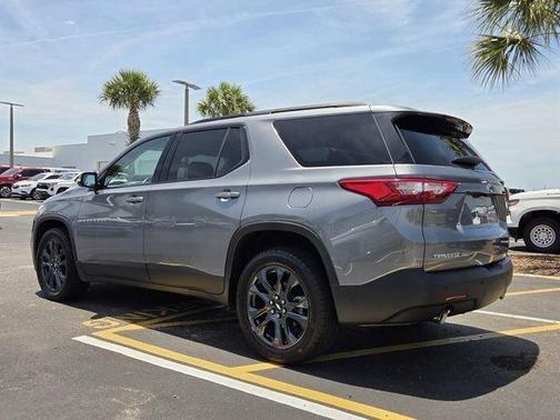 Satin Steel Metallic 2019 Chevrolet Traverse RS