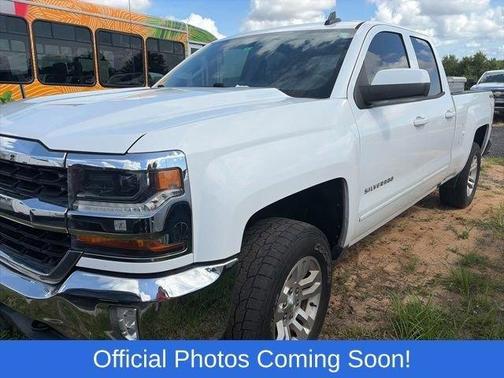 Summit White 2017 Chevrolet Silverado 1500 LT