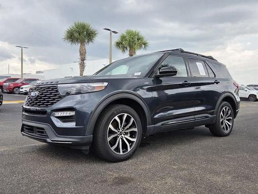 Blue Metallic 2023 Ford Explorer ST-Line