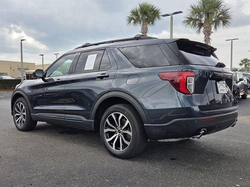 Blue Metallic 2023 Ford Explorer ST-Line