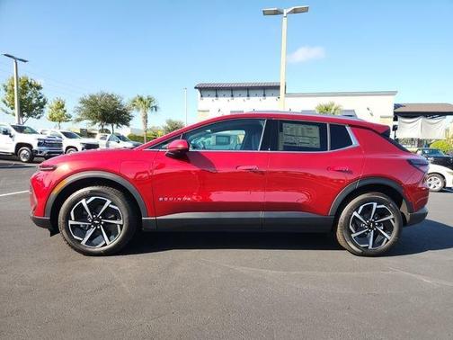 2026 Chevrolet Equinox EV LT 2