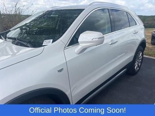 Crystal White Tri-Coat 2023 Cadillac XT4 Premium Luxury