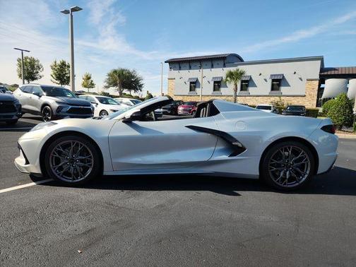 2024 Chevrolet Corvette Stingray w/2LT
