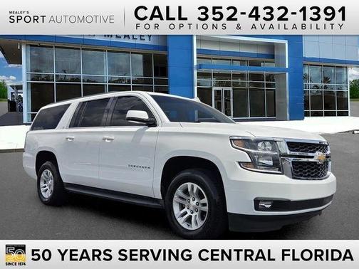 Summit White 2019 Chevrolet Suburban LT