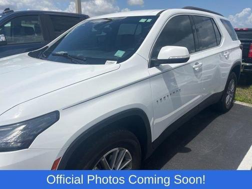 Summit White 2023 Chevrolet Traverse LT Leather
