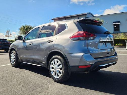 2019 Nissan Rogue S