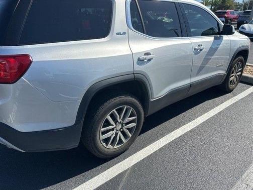 2019 GMC Acadia SLE-2