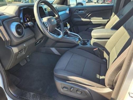 White 2026 Chevrolet Colorado LT