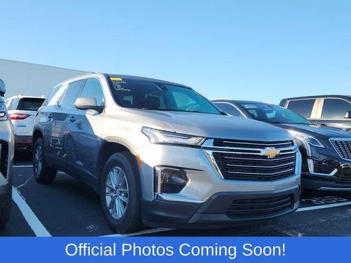 2023 Chevrolet Traverse LT Cloth