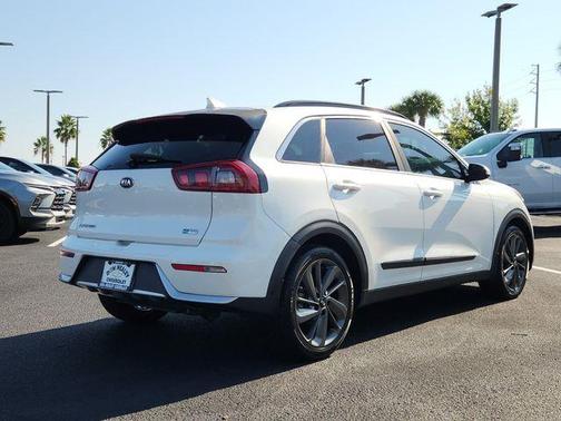 2017 Kia Niro EX