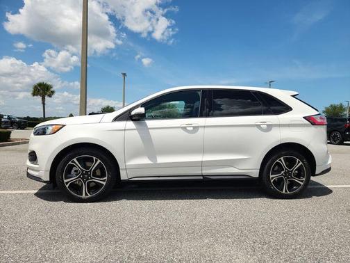 2021 Ford Edge ST