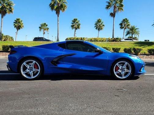 2021 Chevrolet Corvette Stingray w/2LT