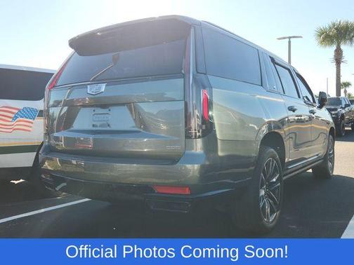 2023 Cadillac Escalade ESV Sport