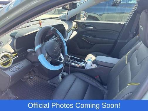 Green 2024 Chevrolet Trax ACTIV