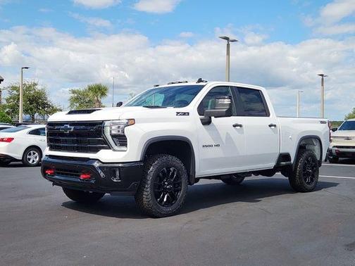 2026 Chevrolet Silverado 3500 LT