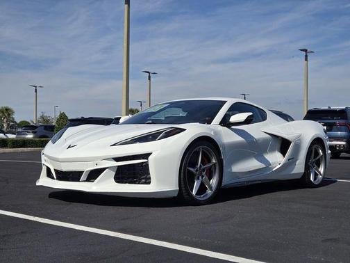 2025 Chevrolet Corvette E-Ray